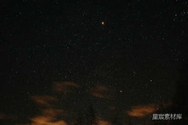 满天星斗的夜空