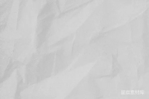 高清摄影 白色纺织品放在棕色木桌上