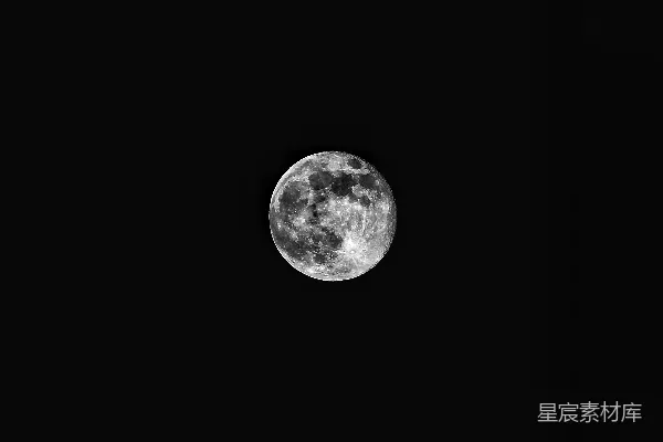 高清摄影 满月在漆黑的夜空中