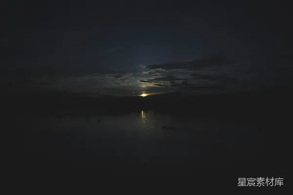 高清摄影 夜晚的水域