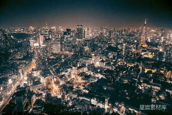 从高楼顶部看夜景的城市风光