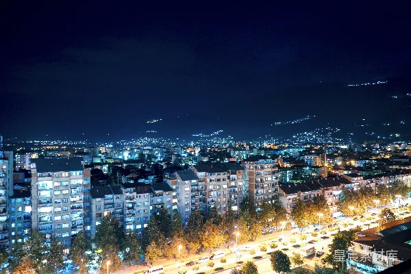 夜晚城市灯火辉煌