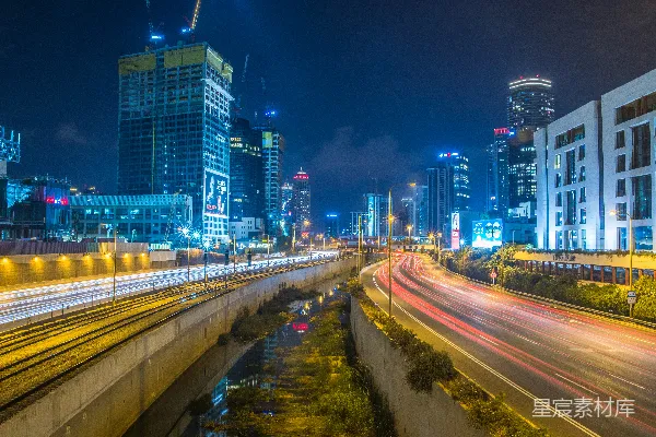 城市夜晚的延时摄影