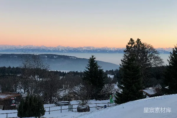 高清摄影 夕阳下的雪山风景