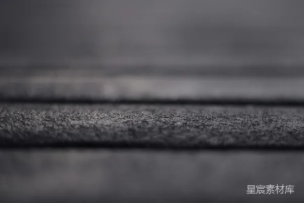 高清摄影 一张黑白照片，上面有一块布料。