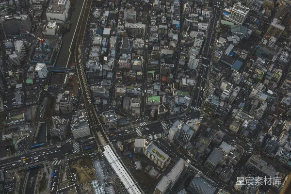 高层建筑的空中拍摄视角