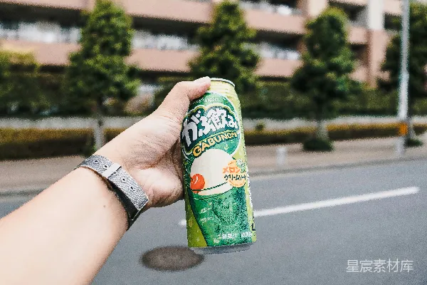 绿色可以展示前面标签