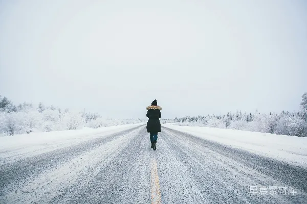 高清摄影 人走在路上