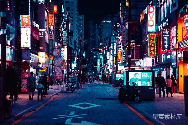 繁忙的城市街道