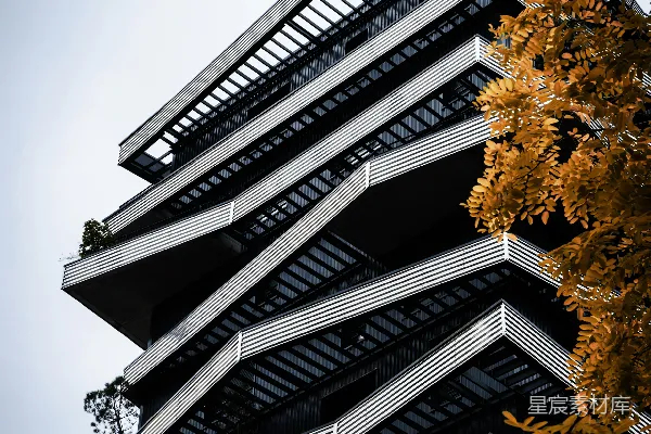 黑白混凝土建筑