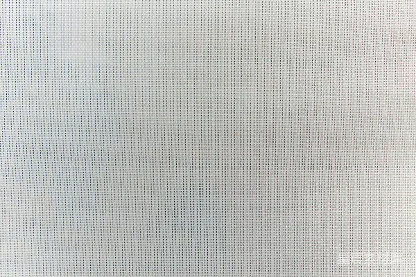 高清摄影 一张黑白照片，上面有一面白色的墙。