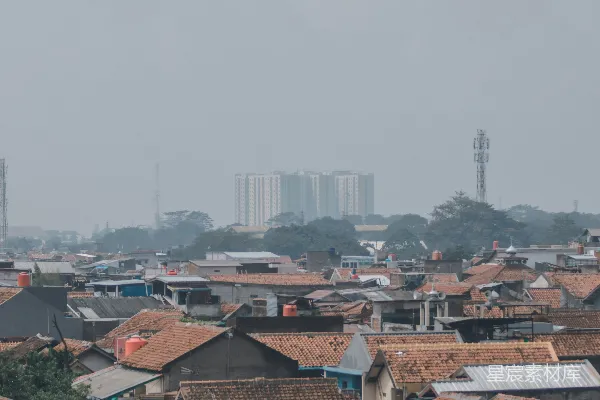 一座充满高大建筑物的城市