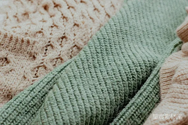 高清摄影 一件针织毛衣的特写和一件针织毛衣