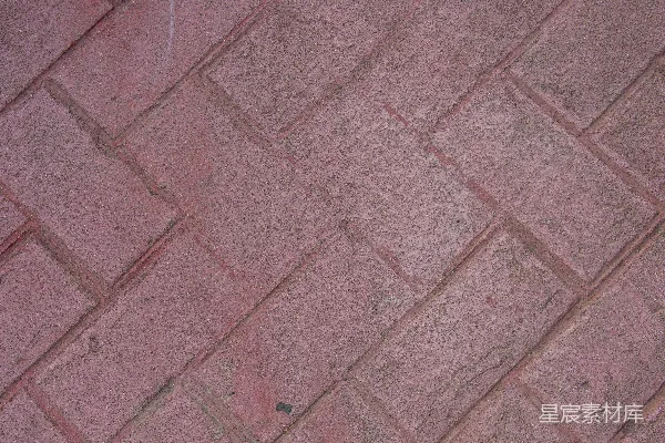 高清摄影 红砖人字形铺砌的路面