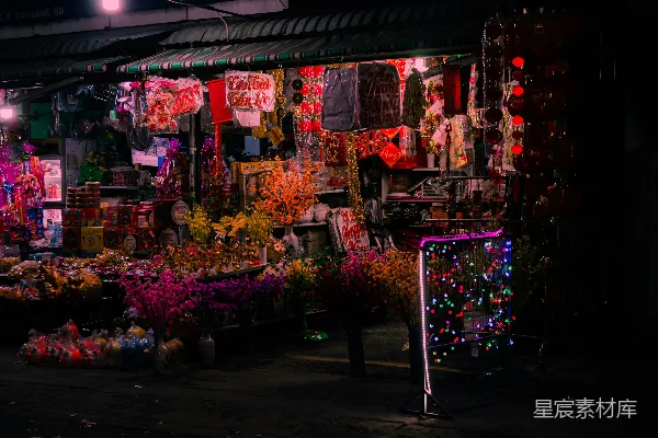 一堆展示的鲜花