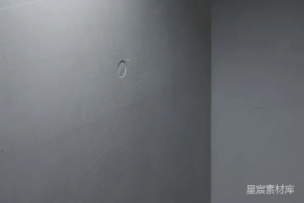 高清摄影 白色的房间，光线充足。