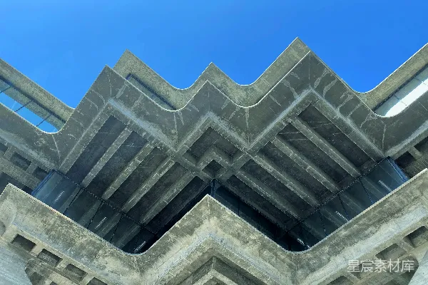 高清摄影 一座有弧形屋顶的建筑