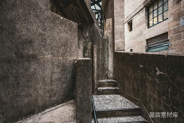 高清摄影 混凝土建筑，带有有趣的楼梯。