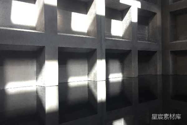 高清摄影 一堵墙上的窗户影子