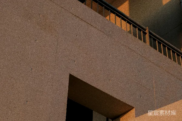 高清摄影 几何建筑外立面在温暖的夕阳照耀下