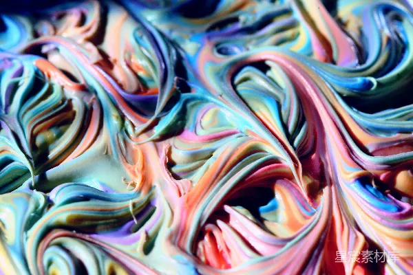紫蓝棕抽象绘画