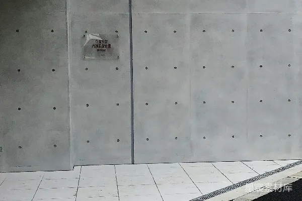 高清摄影 一座建筑物一侧的消防栓