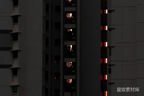 高清摄影 白色和红色的混凝土建筑