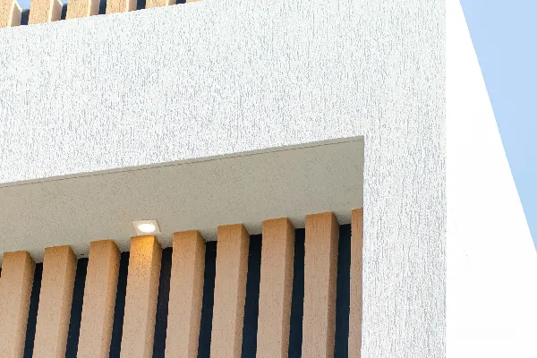 高清摄影 一座上面有钟的建筑物