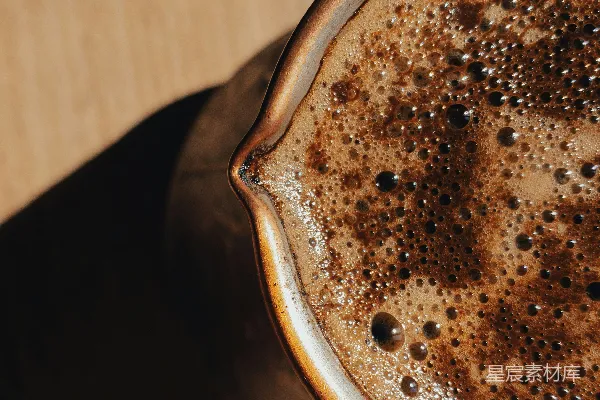 黑白陶瓷咖啡杯