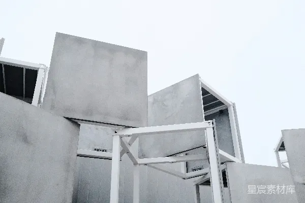高清摄影 建筑立方体形成了一个抽象的几何结构。