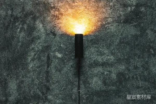 高清摄影 一盏挂在墙边的灯