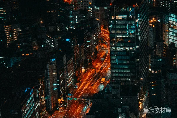 城市夜晚的空中俯瞰视图