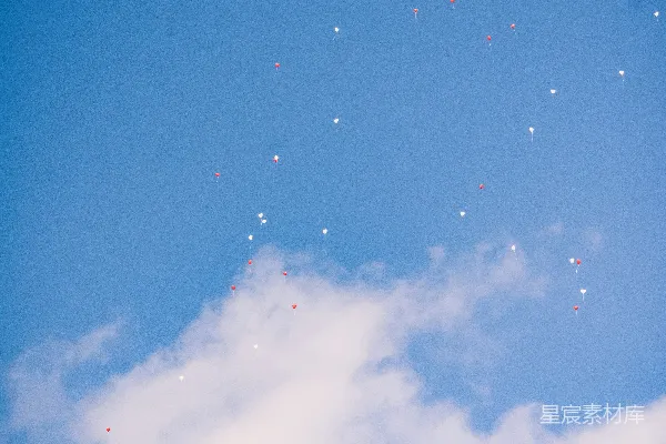 高清摄影 白天的白云和蓝天