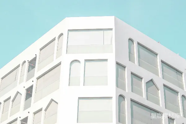低角度拍摄的建筑