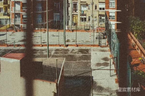 楼梯的 aerial 拍摄