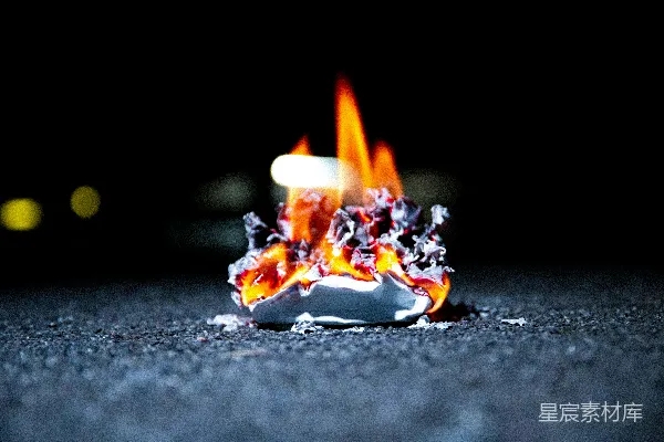 高清摄影 燃烧白纸
