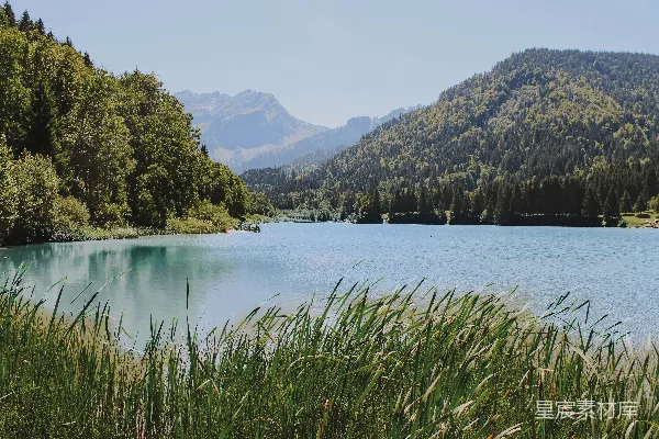 白天的泻湖