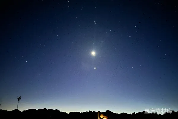 夜空中有颗明亮的星星