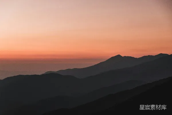 高清摄影 橙色天空下的剪影山