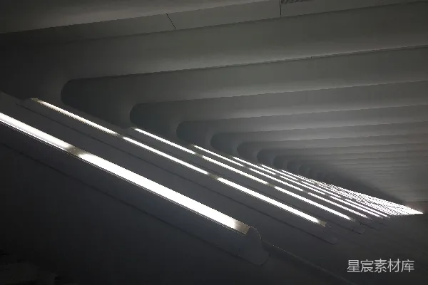 高清摄影 一张建筑物窗户的特写照片