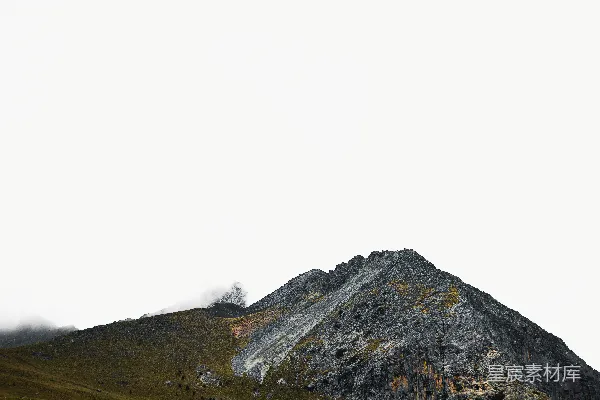 高清摄影 一座很高的山，天空中有几朵云。