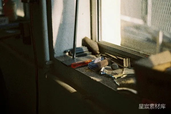 高清摄影 白色木框玻璃窗
