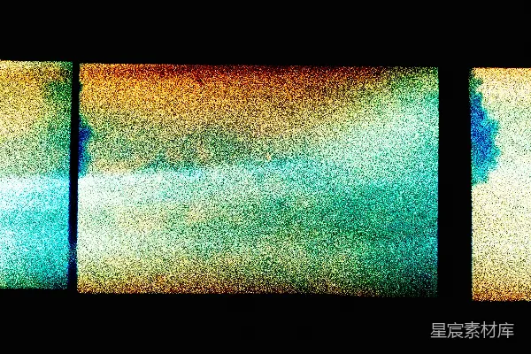 高清摄影 一组三张有云的天空照片。