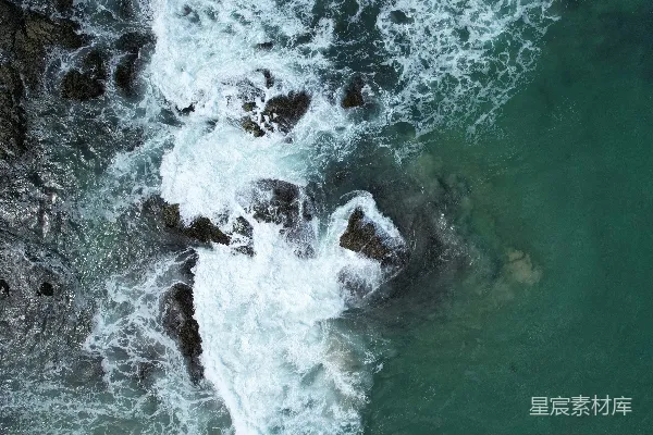 海洋与岩石的一瞥
