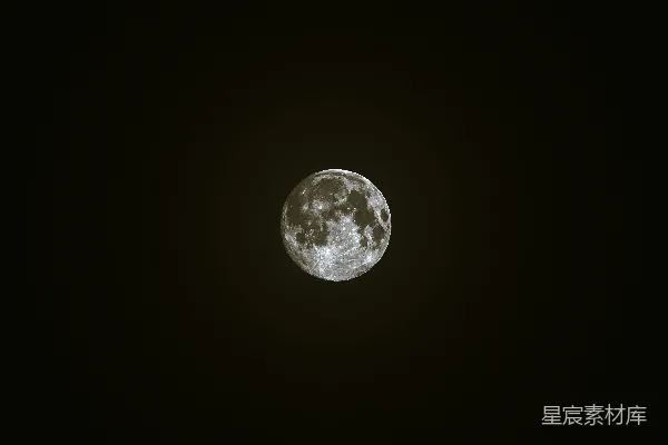 高清摄影 满月在天空中