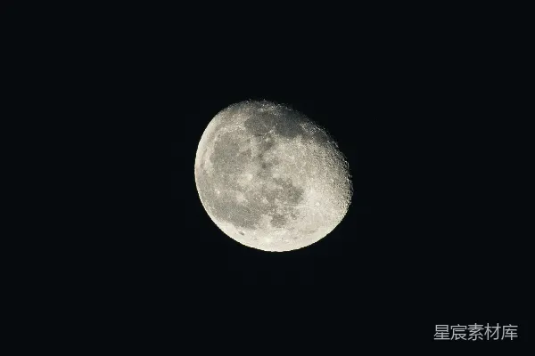 满月之夜的星空