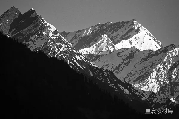 高清摄影 一座雪山