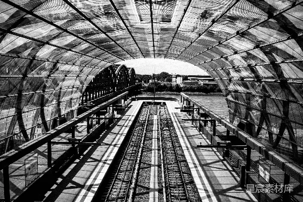 高清摄影 黑白照片中的火车站