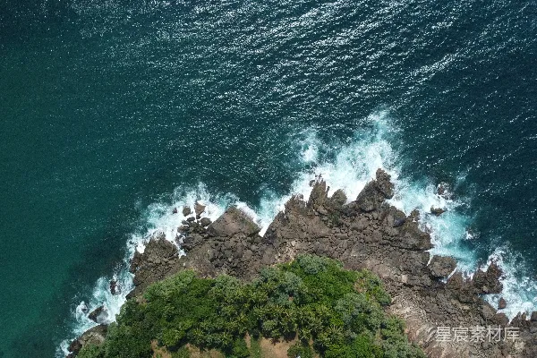 海洋与岩石的一瞥