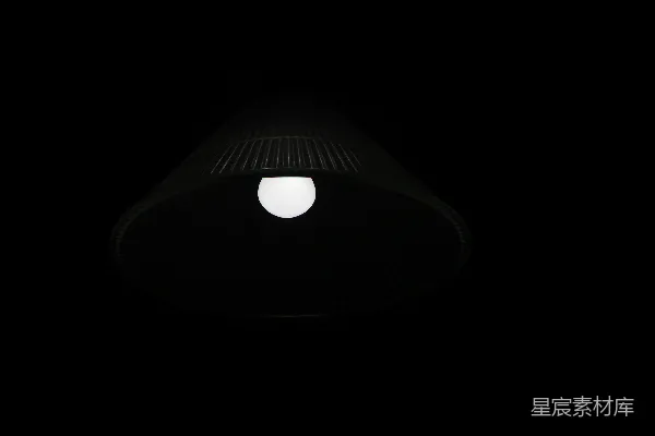 高清摄影 黑白吊灯